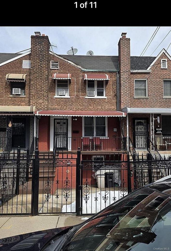 1115 N East 214th st Street