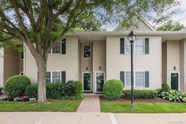 1116 Savoy Drive