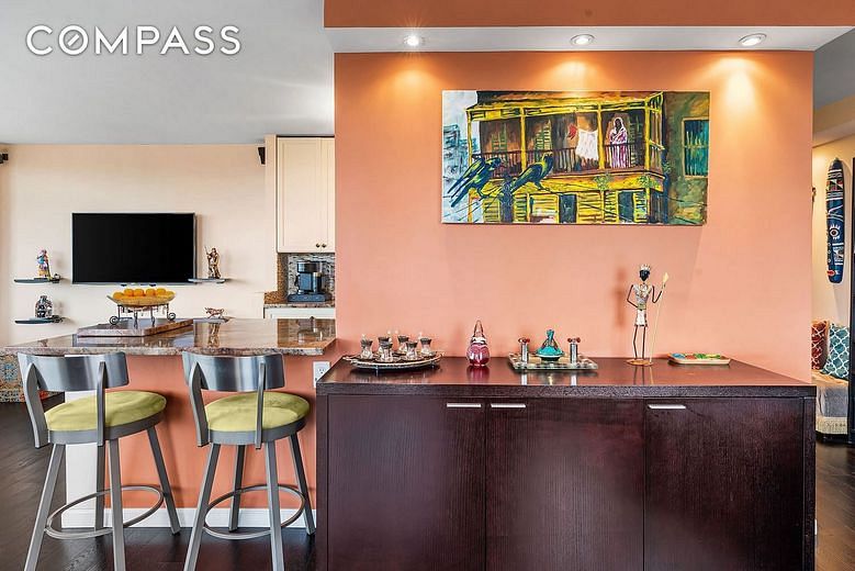 112-01 Queens Boulevard #6J