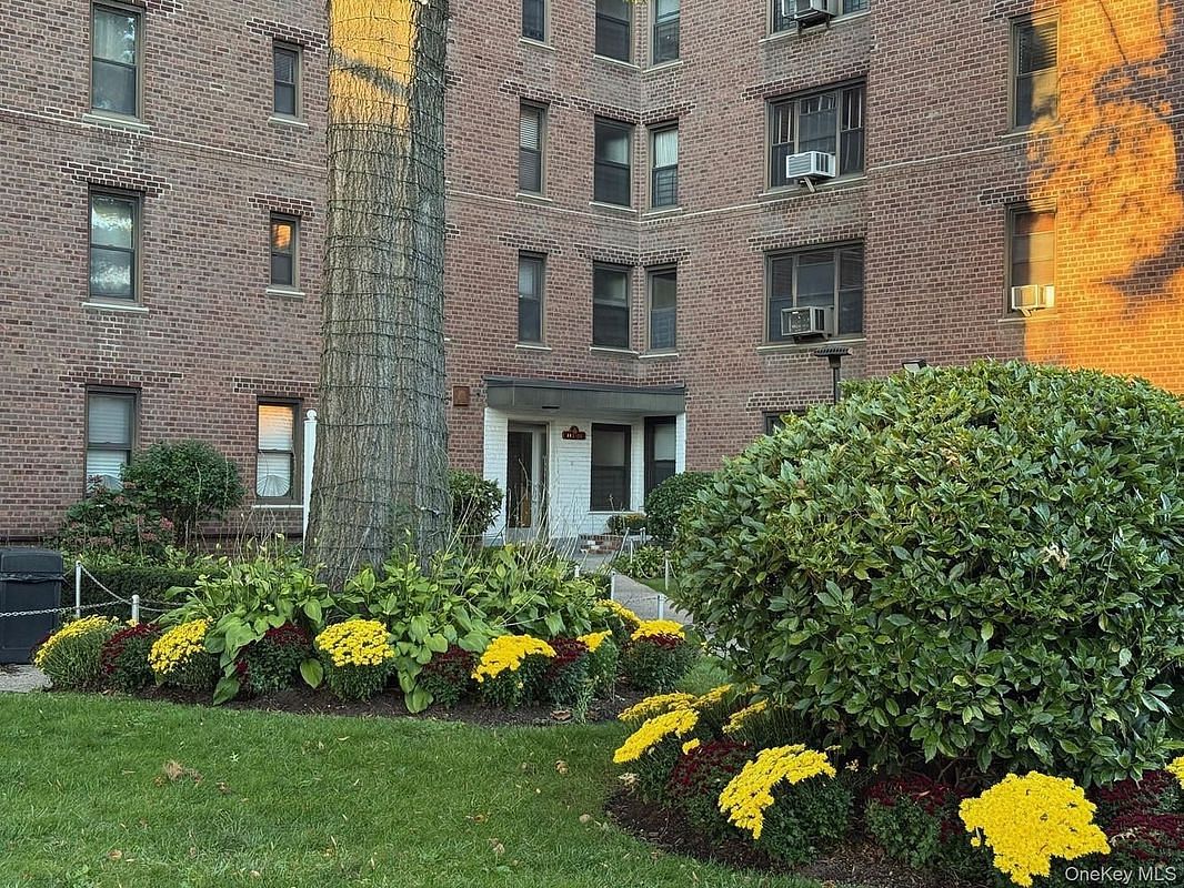 Image 1 of 33 for 112-25 34 Avenue #3E in Queens, Corona, NY, 11368