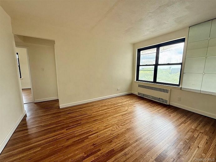 112-25 34 Avenue #6H