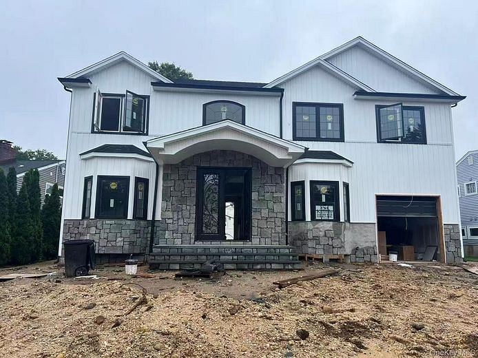 112 Columbia Drive