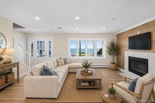 112 Shore Drive
