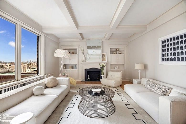 1120 Park Avenue #19D