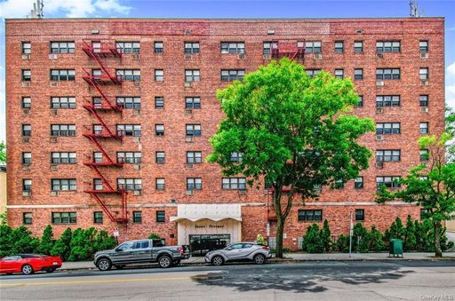 Image 1 of 12 for 1122 Yonkers Avenue #6A in Westchester, Yonkers, NY, 10704