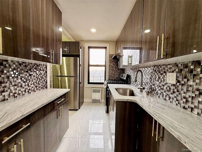 11230 Northern Boulevard #4G