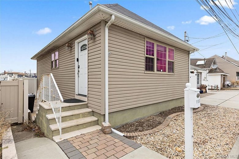 1137 Washington Place