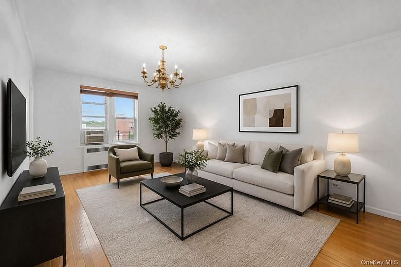 114-06 Queens Blvd #D9