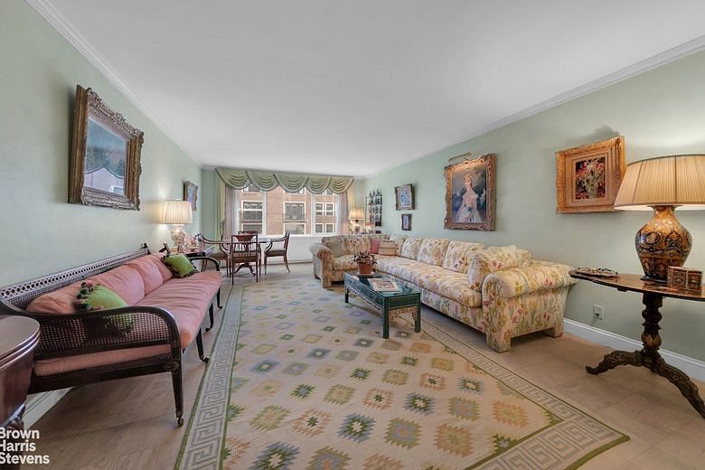 114 East 72nd Street #9C