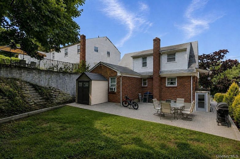 114 Greenvale Avenue