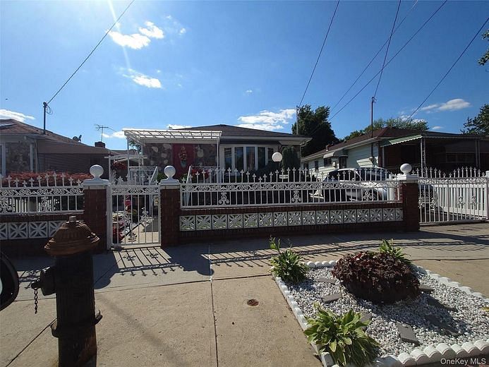 115-38 Springfield Boulevard