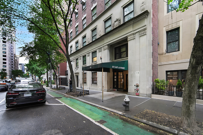 115 East 61st Street #10A