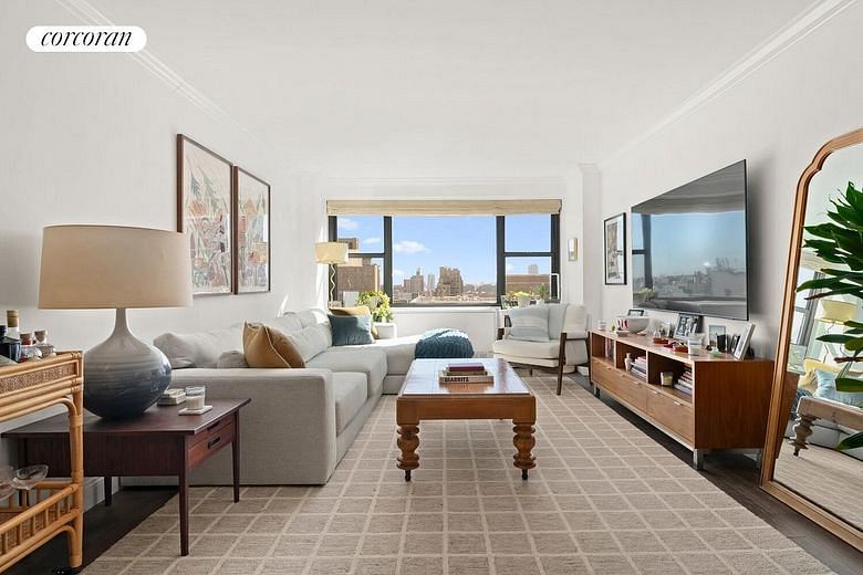 115 East 9th Street #14H