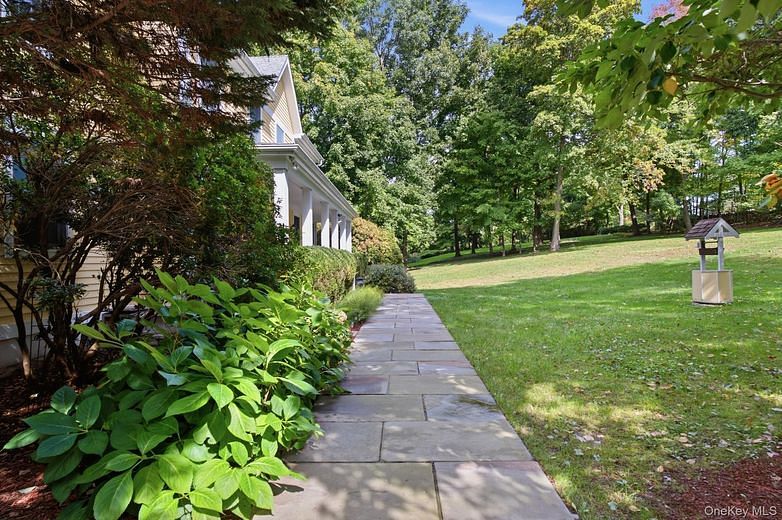 115 Pinesbridge Road