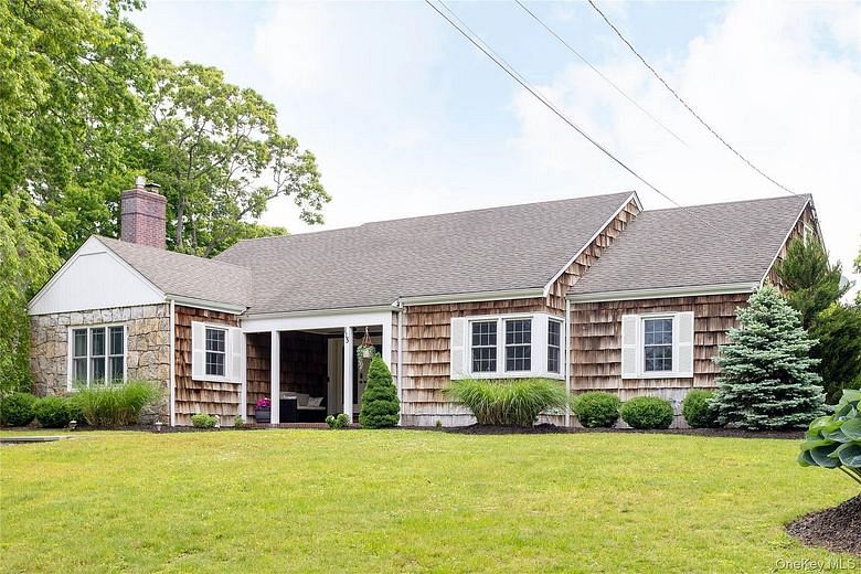 115 Shore Road