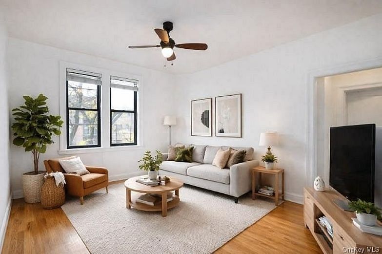 11525 Metropolitan Avenue #233