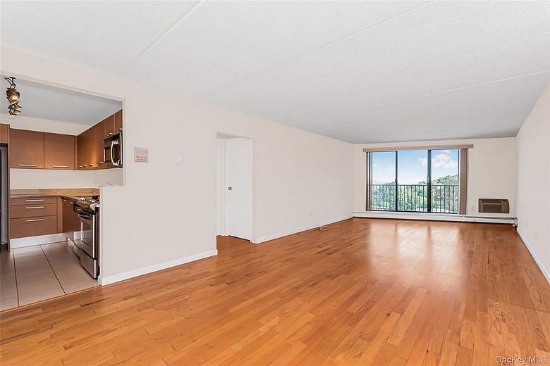 1155 Warburton Avenue #10E