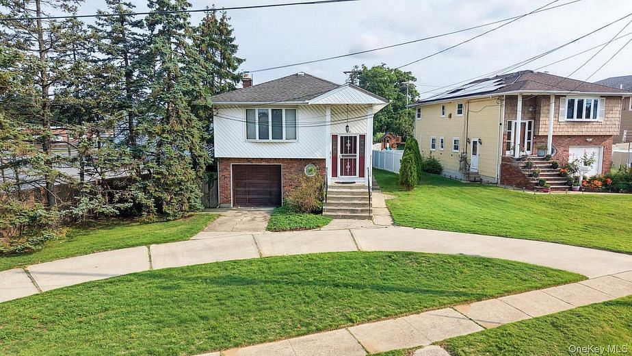 1156 Midway Court