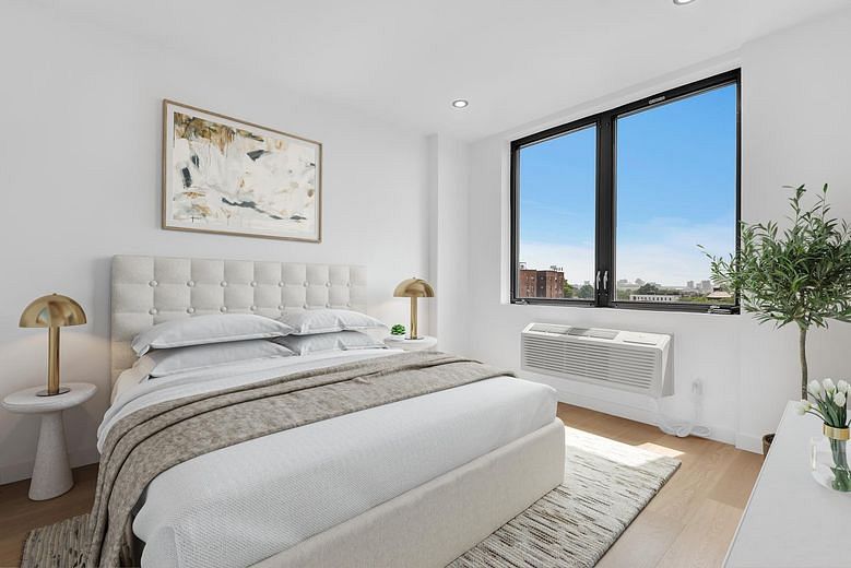 116-17 Grosvenor Lane #2C