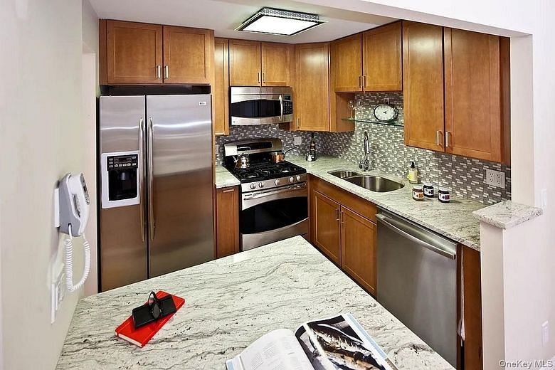 116-61 Curzon Road #6A