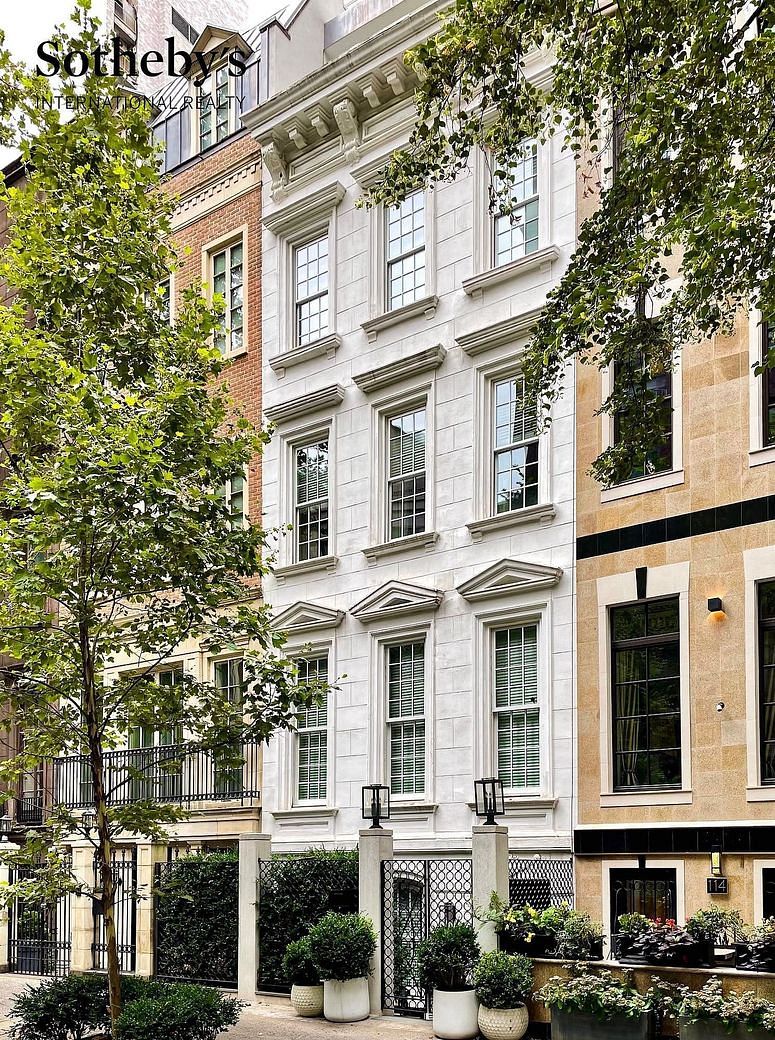 116 East 61st Street