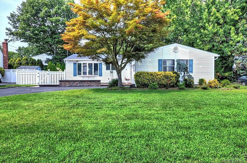 116 Shenandoah Boulevard N
