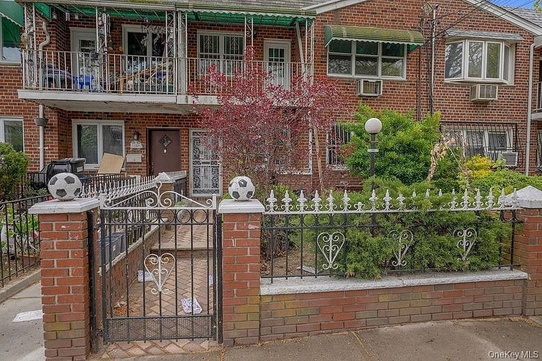 1161 E 56th Street
