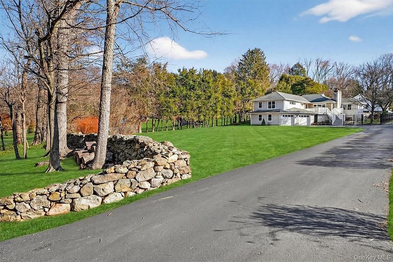 1166 Hunterbrook Road