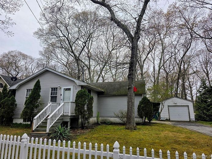 117 Maple Avenue