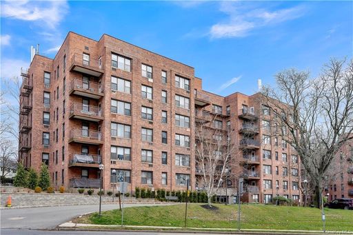Image 1 of 17 for 117 S Highland Avenue #3E in Westchester, Ossining, NY, 10562