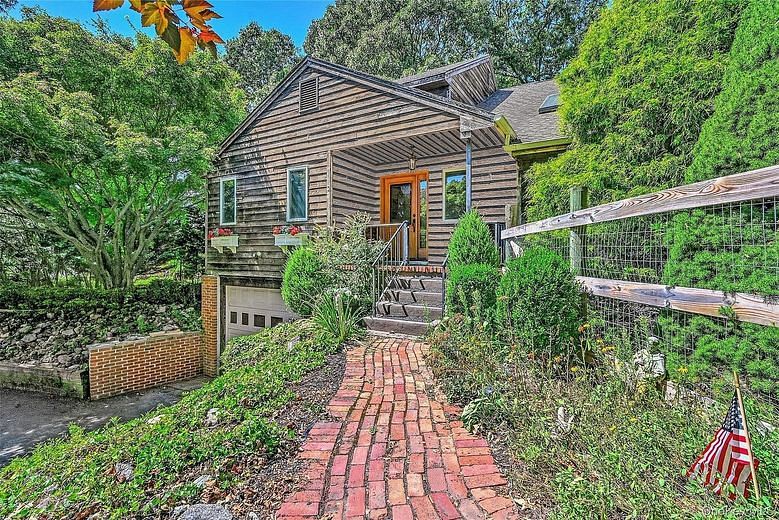 1170 Hillcrest Drive