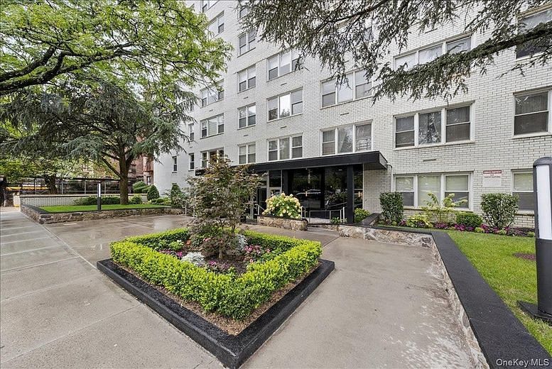 1170 OCEAN Parkway #5D