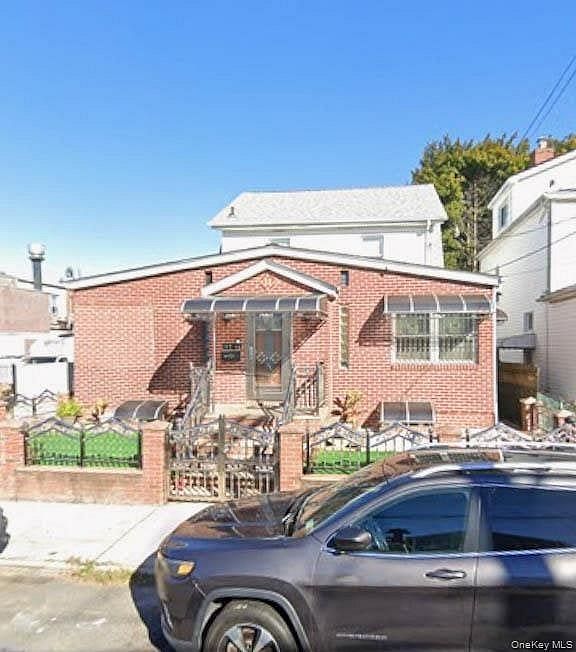 Image 1 of 1 for 11715 200th Street in Queens, New York, NY, 11412