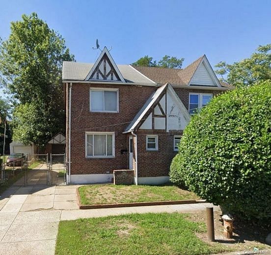 11718 Nashville Boulevard