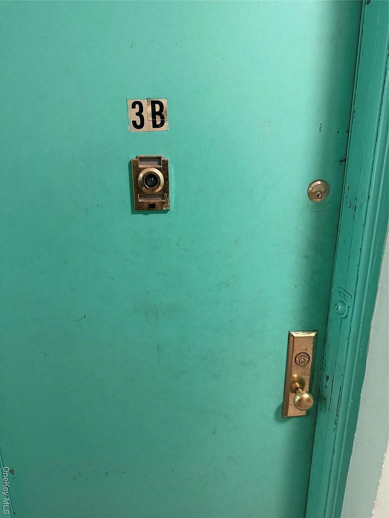 1177 Anderson Avenue #3B