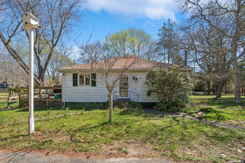 Image 1 of 16 for 118 Squiretown Road in Long Island, Hampton Bays, NY, 11946