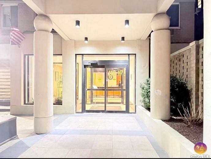 11817 Union Street #14J