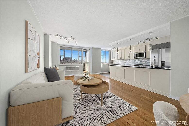 11817 Union Turnpike #21K