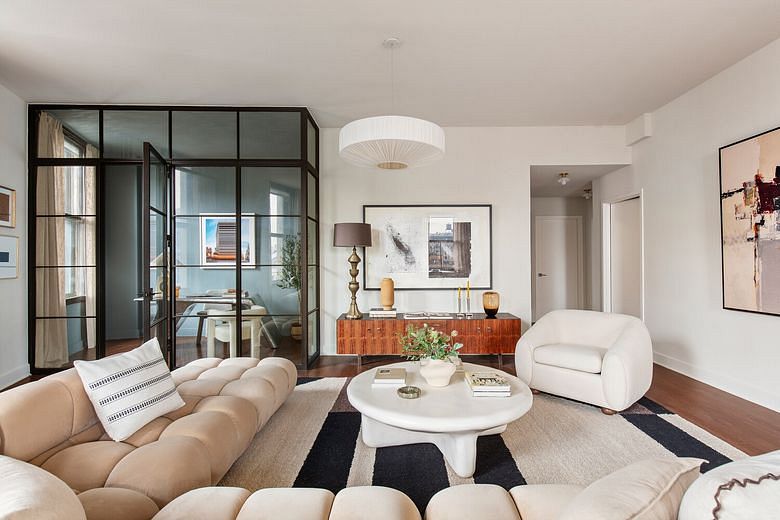 1182 Broadway #13A
