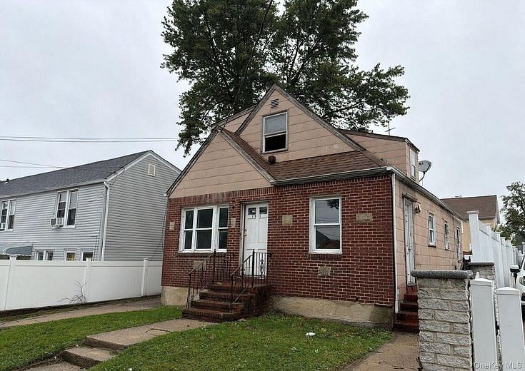 119-11 194th Street