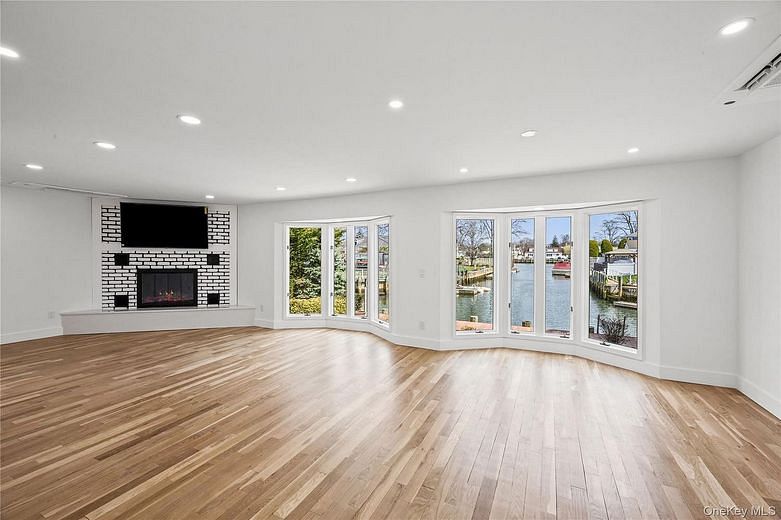 119 Alhambra Road