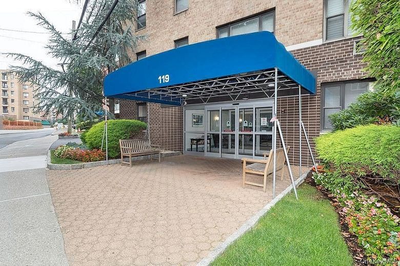 119 E Hartsdale Avenue #7F