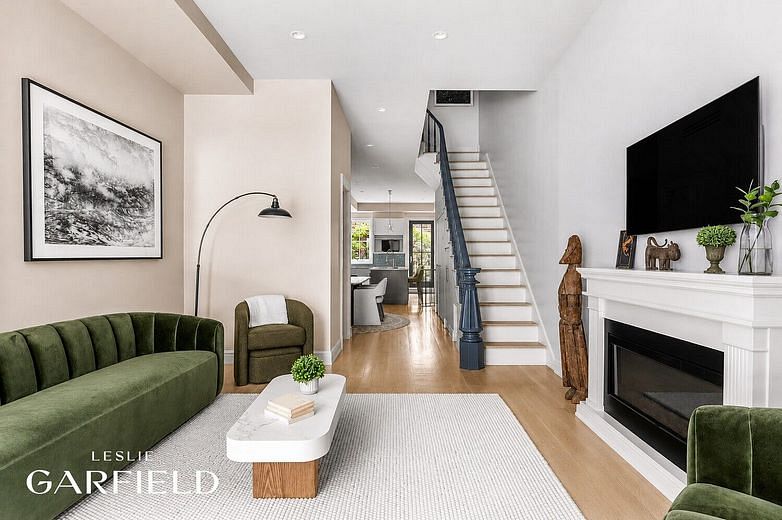 119 East 26th Street