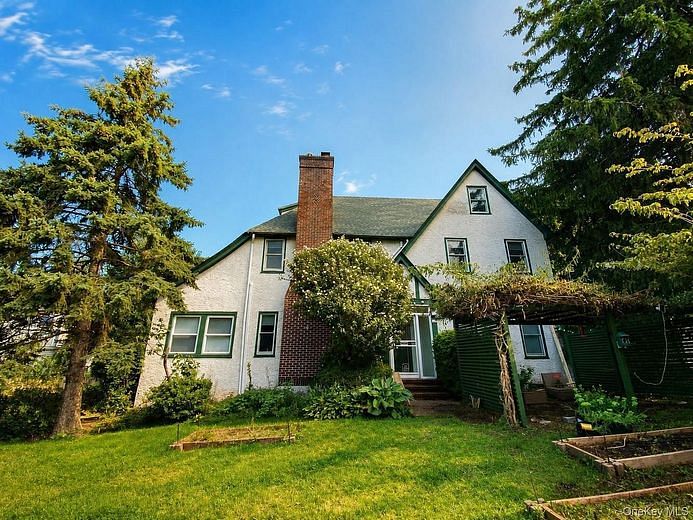 119 Franklin Avenue