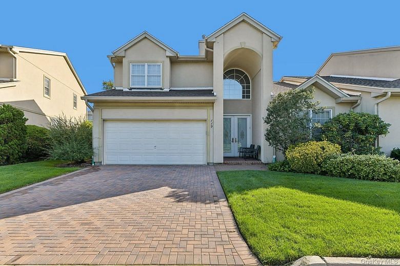 119 Madeira Boulevard