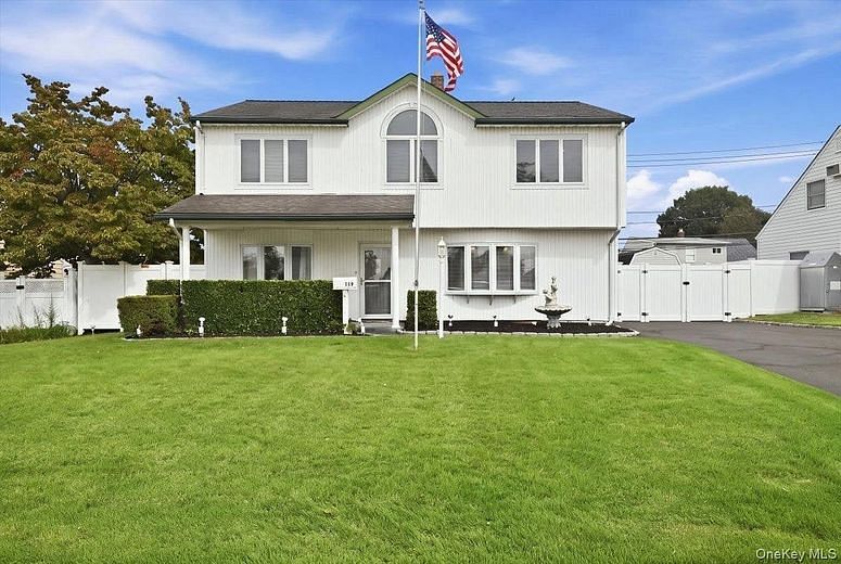 119 Periwinkle Road