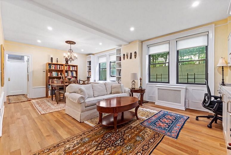 119 West 71st Street #2C