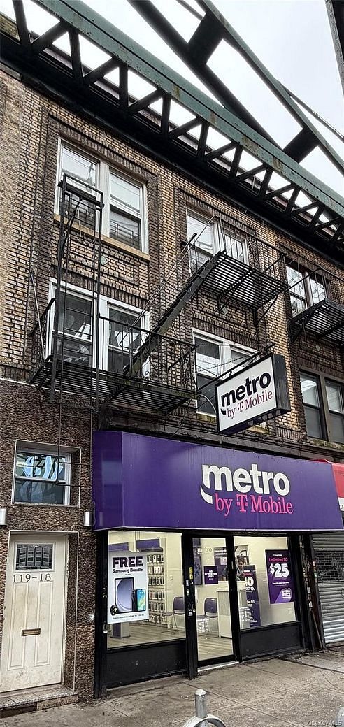 11918 Jamaica Avenue