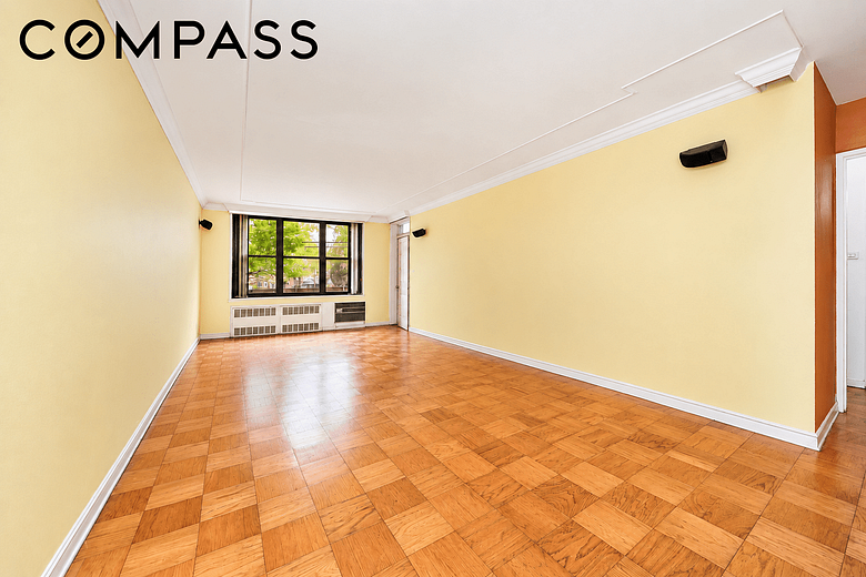 1199 East 53rd Street #2S
