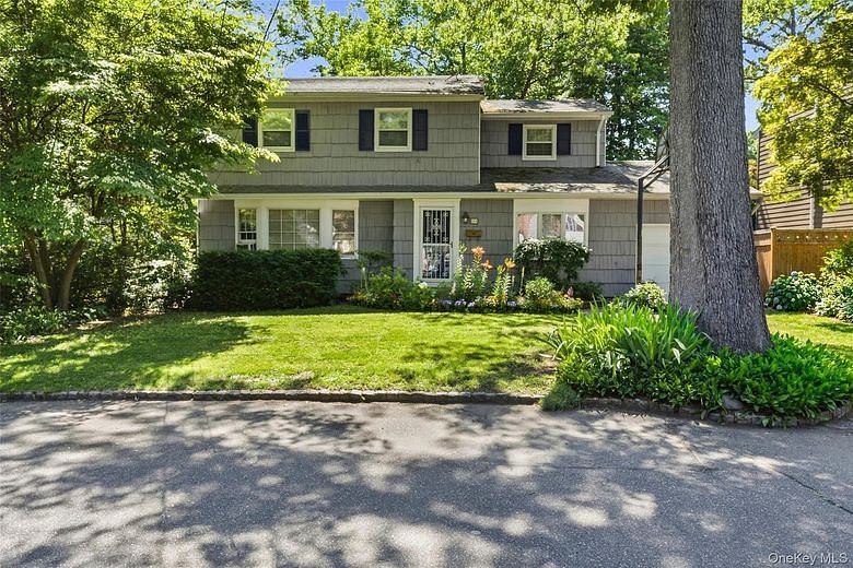 11A Prospect Drive N